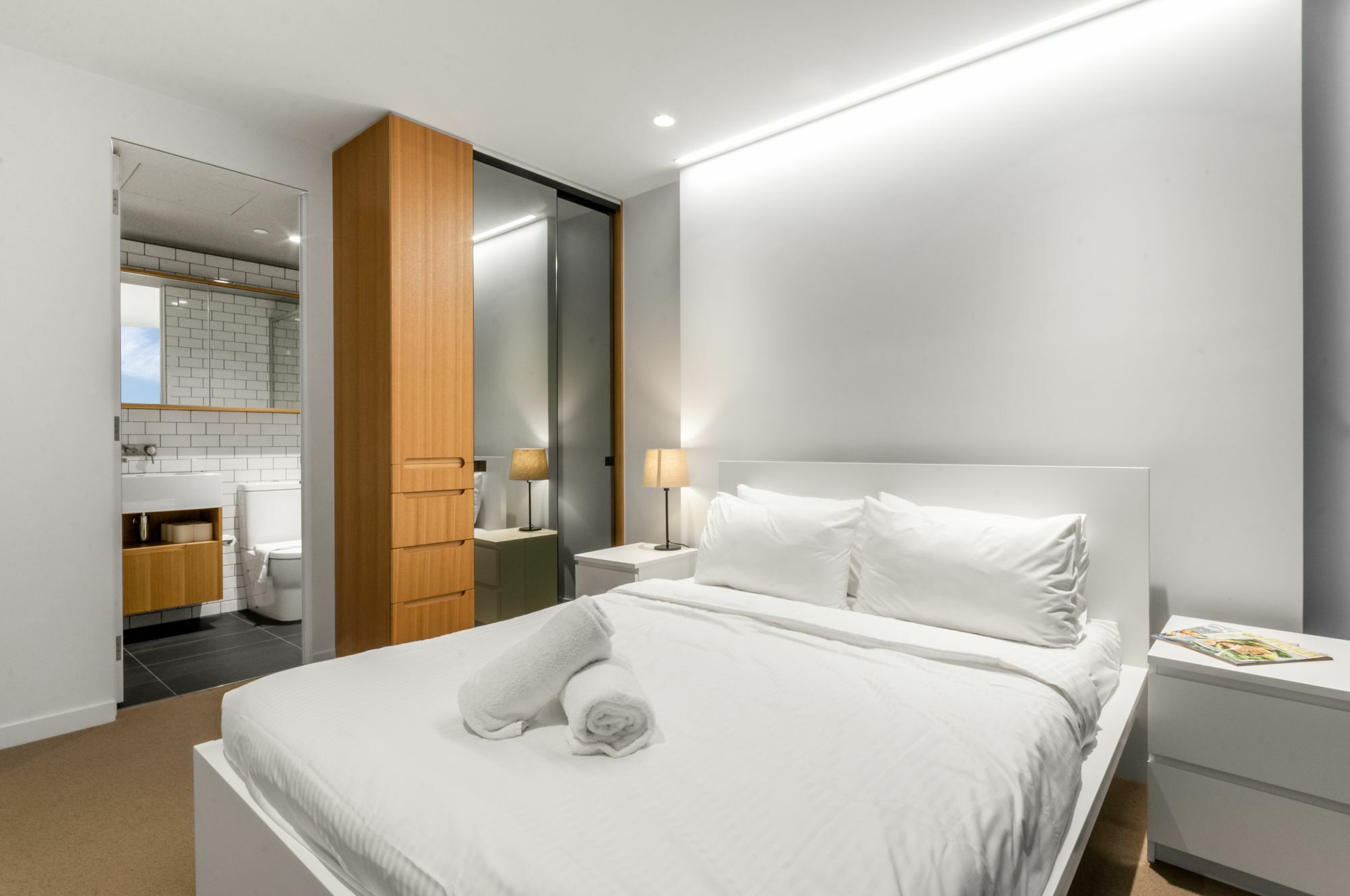 Light Tower Apartment Melbourne Eksteriør billede
